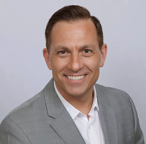 Navigation bar avatar